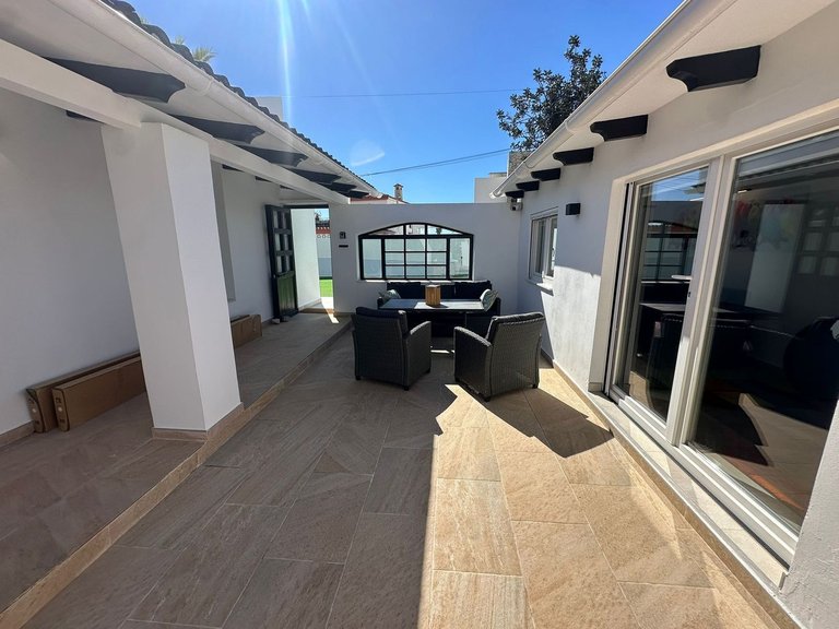 Villa for Sale in Benalmadena, Malaga 6