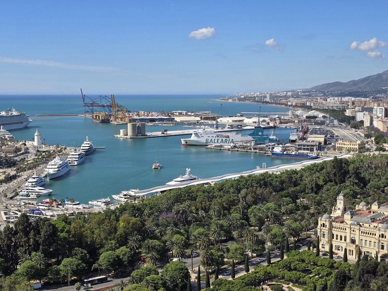 Apartment for Sale in Málaga Centro, Malaga 29