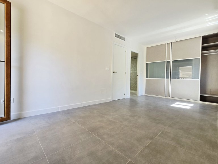 Apartment for Sale in Málaga Centro, Malaga 36