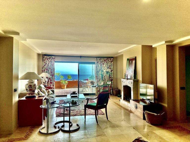 Apartment for Sale in El Rosario, Malaga 10