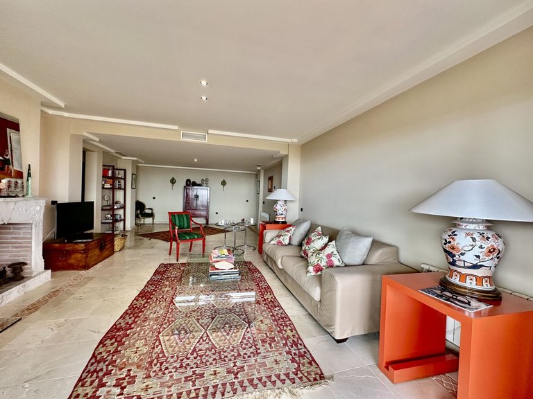 Apartment for Sale in El Rosario, Malaga 8