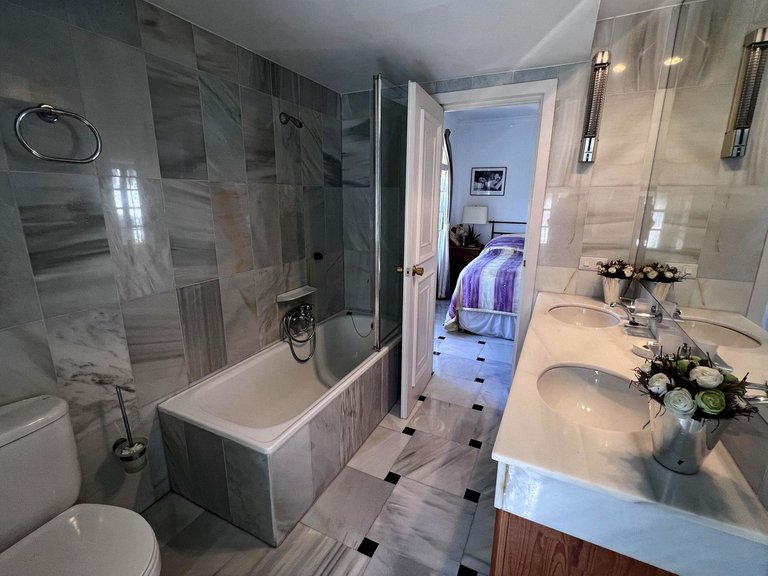Apartment for Sale in Benamara, Malaga 8