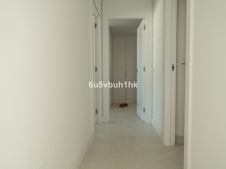 Apartment for Sale in Fuengirola, Malaga 17