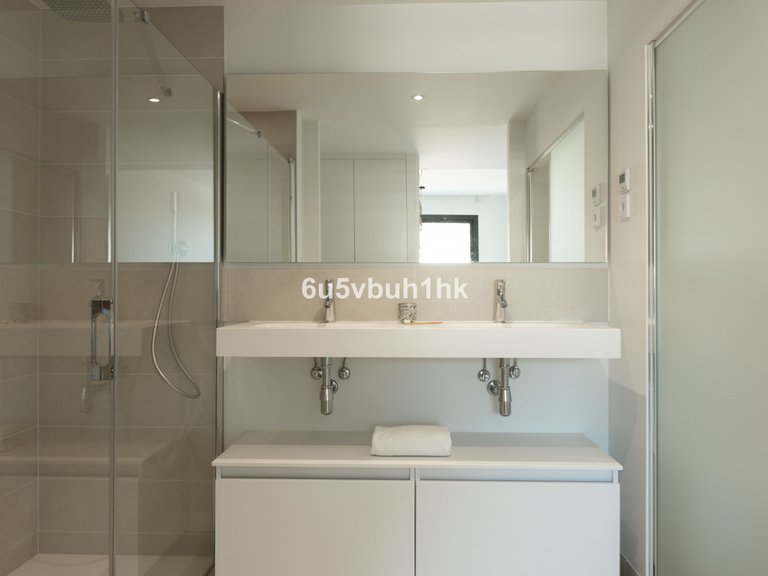 Apartment for Sale in Fuengirola, Malaga 23