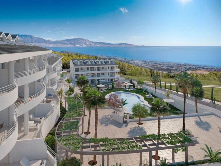 Apartment for Sale in Benalmadena, Malaga 8
