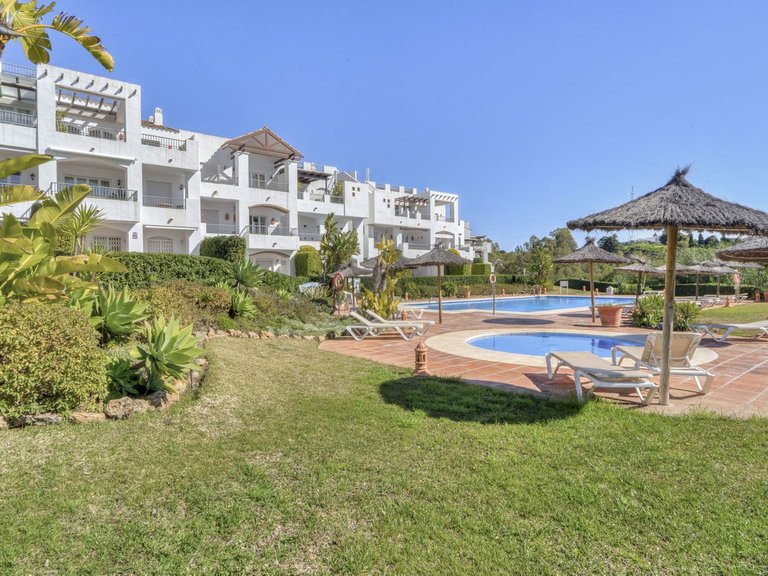 Apartment for Sale in Los Arqueros, Malaga 15