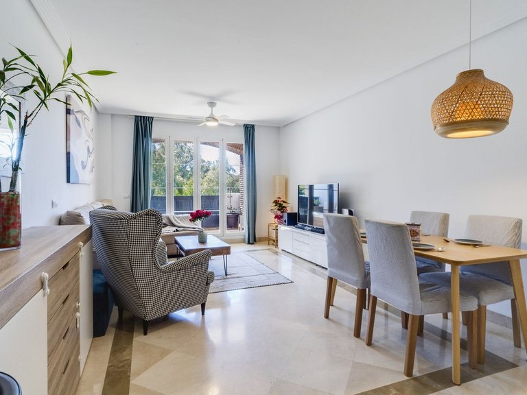 Apartment for Sale in Los Arqueros, Malaga 2