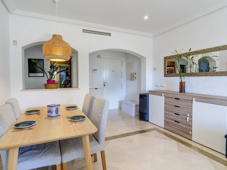 Apartment for Sale in Los Arqueros, Malaga 3