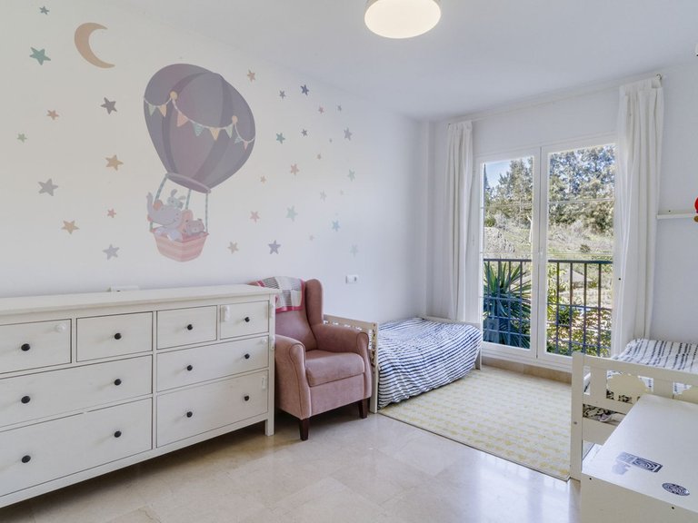 Apartment for Sale in Los Arqueros, Malaga 8