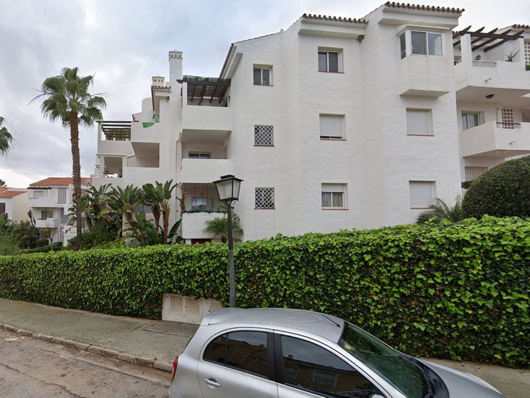 Apartment for Sale in Bel Air, Malaga 5