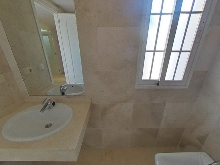 Apartment for Sale in Bel Air, Malaga 8