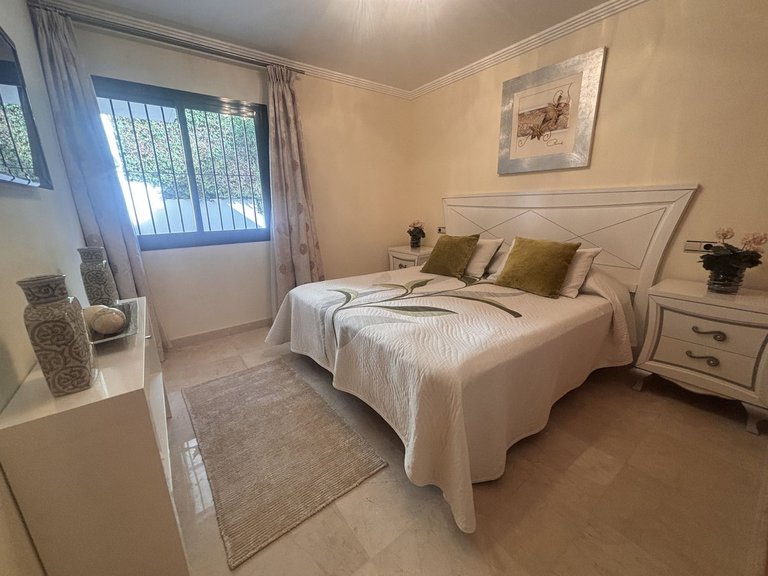 Villa for Sale in Benahavís, Malaga 14