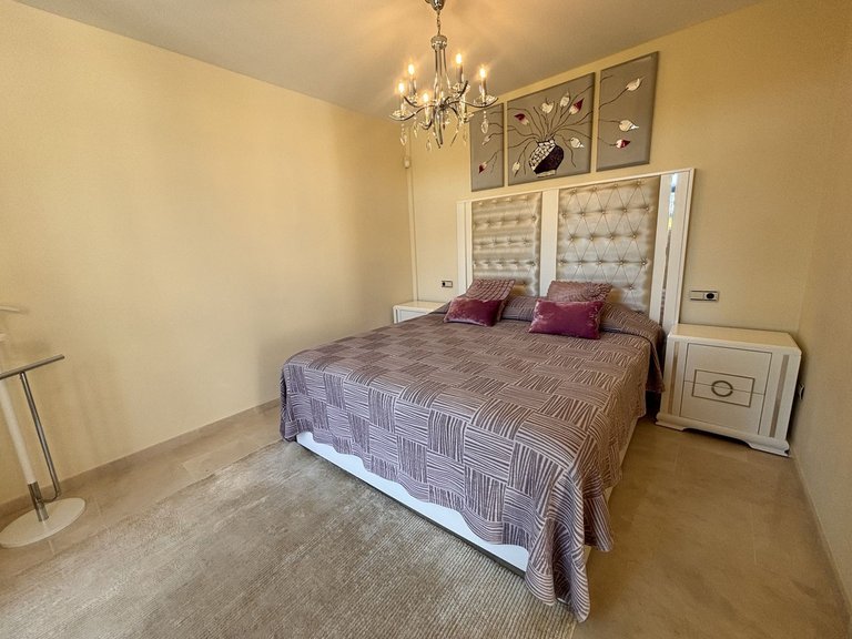 Villa for Sale in Benahavís, Malaga 18