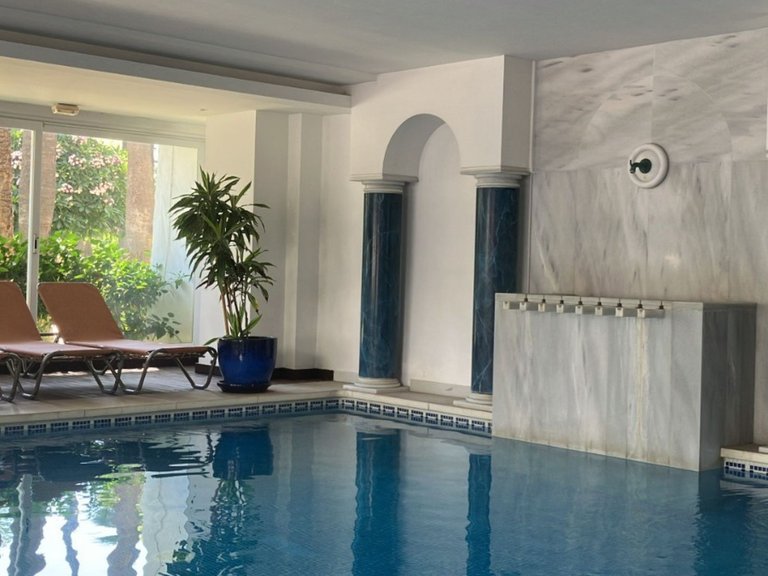 Apartment for Sale in Puerto Banús, Malaga 11