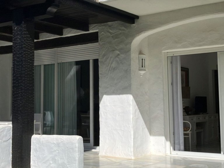 Apartment for Sale in Puerto Banús, Malaga 2
