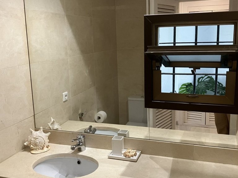 Apartment for Sale in Puerto Banús, Malaga 37