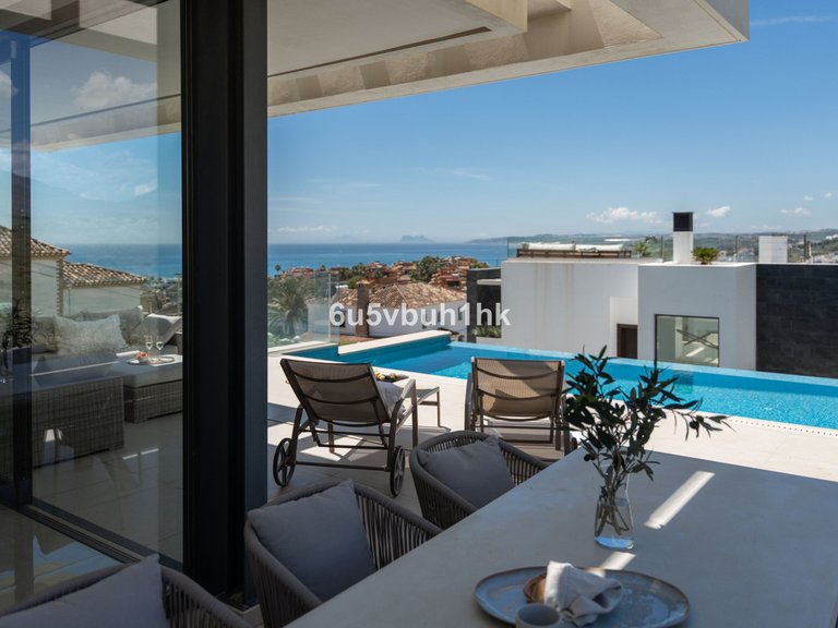 Villa for Sale in Estepona, Malaga 23