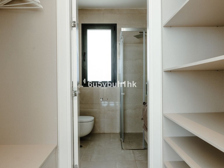 Villa for Sale in Estepona, Malaga 42
