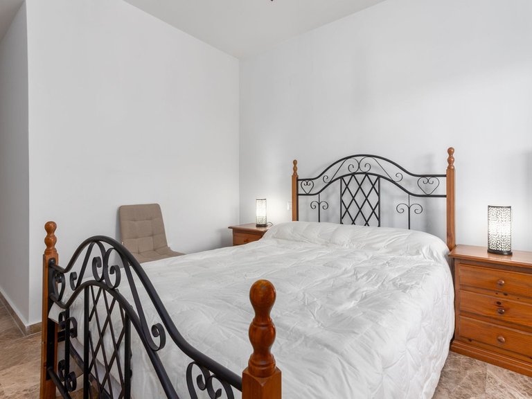 Apartment for Sale in San Pedro De Alcántara, Malaga 24
