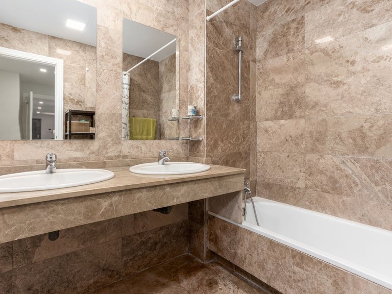 Apartment for Sale in San Pedro De Alcántara, Malaga 26