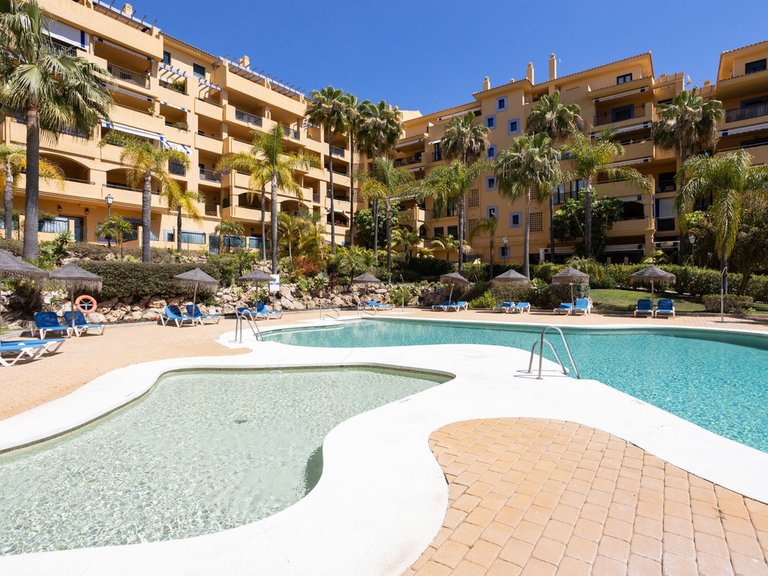 Apartment for Sale in San Pedro De Alcántara, Malaga 32