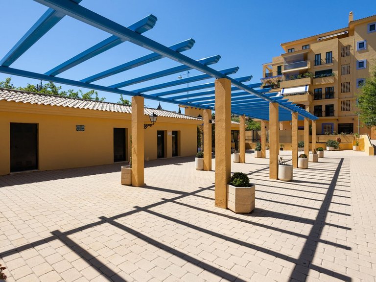 Apartment for Sale in San Pedro De Alcántara, Malaga 35