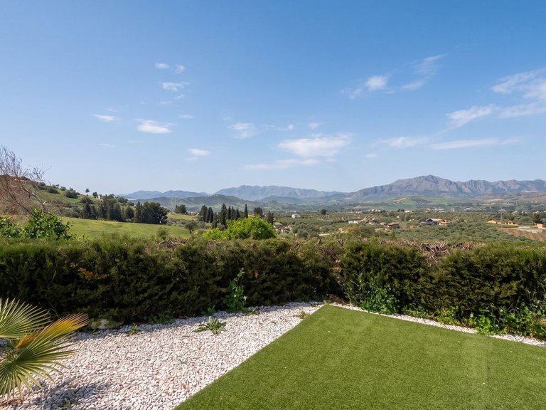 Villa for Sale in Coín, Malaga 11