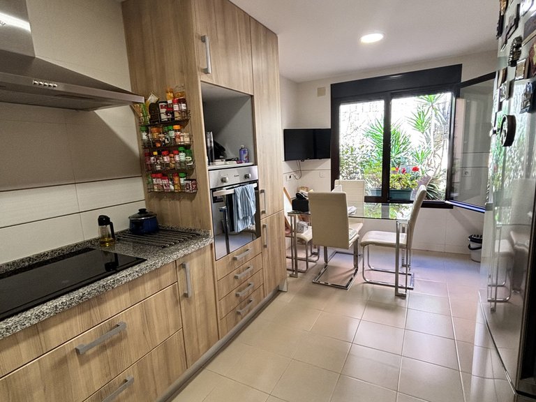 Villa for Sale in Estepona, Malaga 10