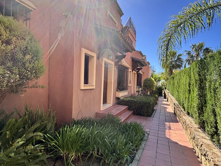 Villa for Sale in Estepona, Malaga 5