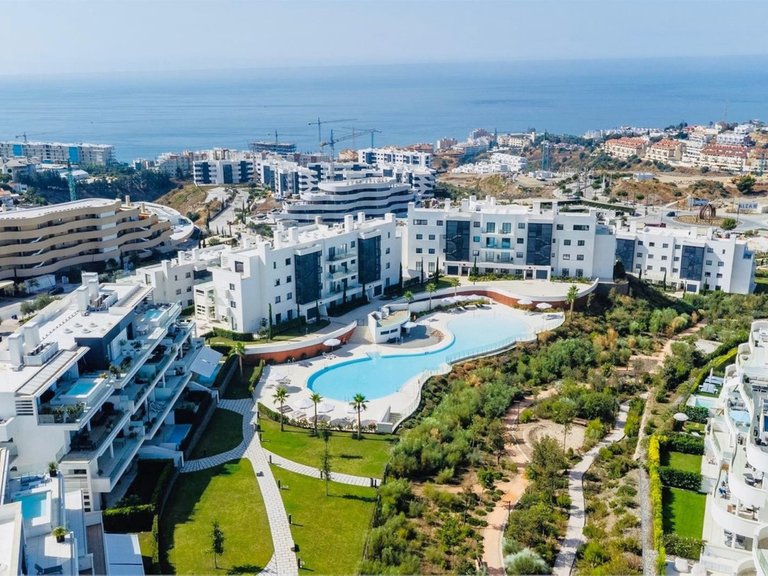 Apartment for Sale in Fuengirola, Malaga 11