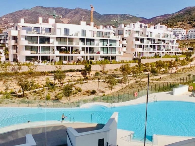Apartment for Sale in Fuengirola, Malaga 25