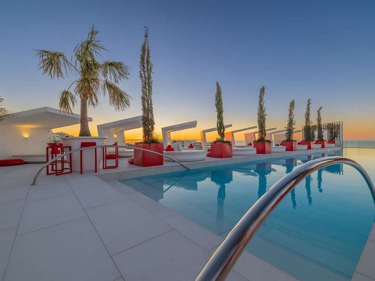 Apartment for Sale in Fuengirola, Malaga 31