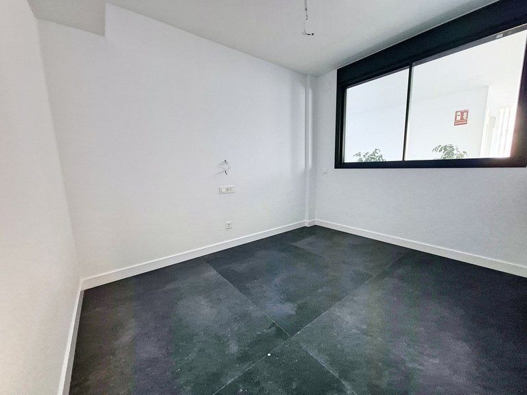Apartment for Sale in Fuengirola, Malaga 11