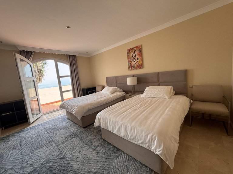 Villa for Sale in Selwo, Malaga 14