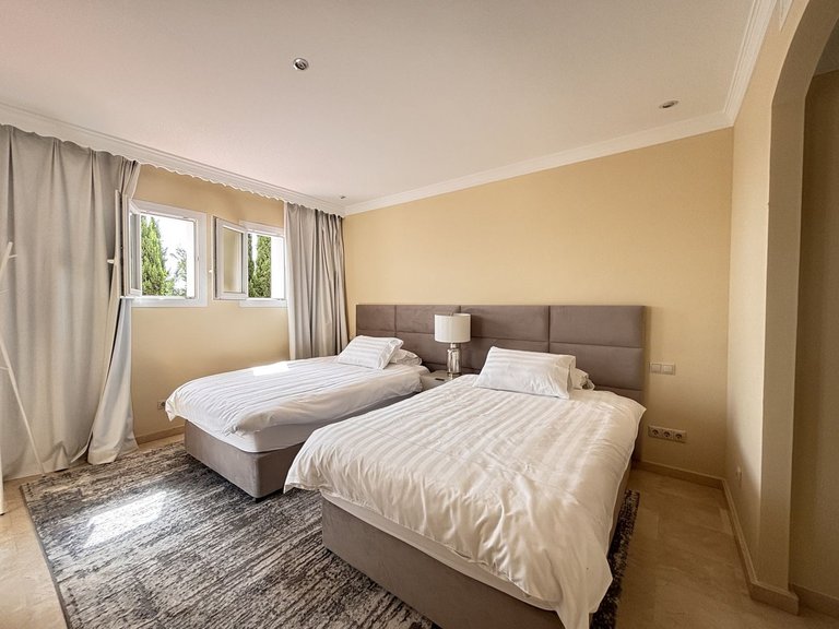 Villa for Sale in Selwo, Malaga 15