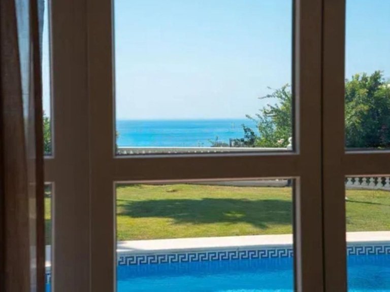 Villa for Sale in Selwo, Malaga 3