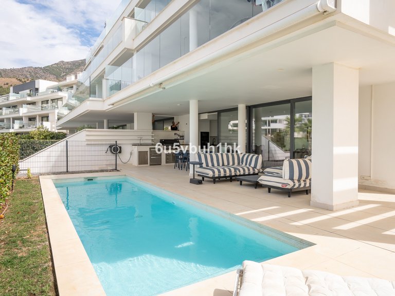Apartment for Sale in Fuengirola, Malaga 12