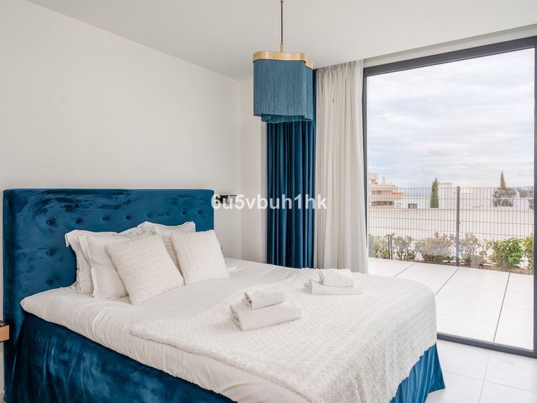 Apartment for Sale in Fuengirola, Malaga 16