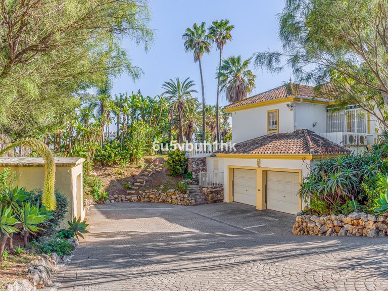 Villa for Sale in Mijas, Malaga 5