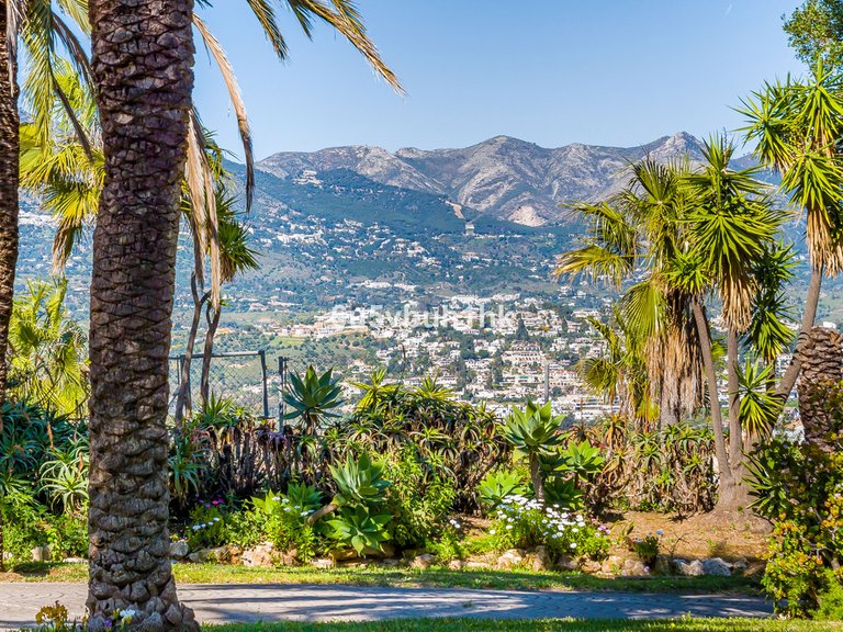 Villa for Sale in Mijas, Malaga 7