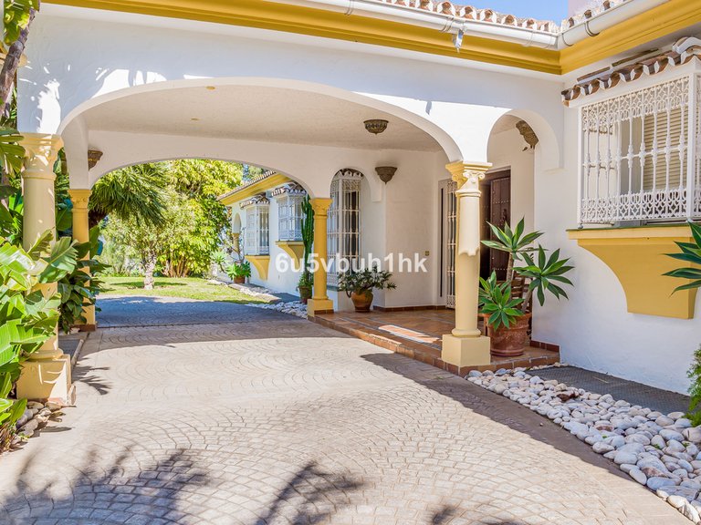Villa for Sale in Mijas, Malaga 9