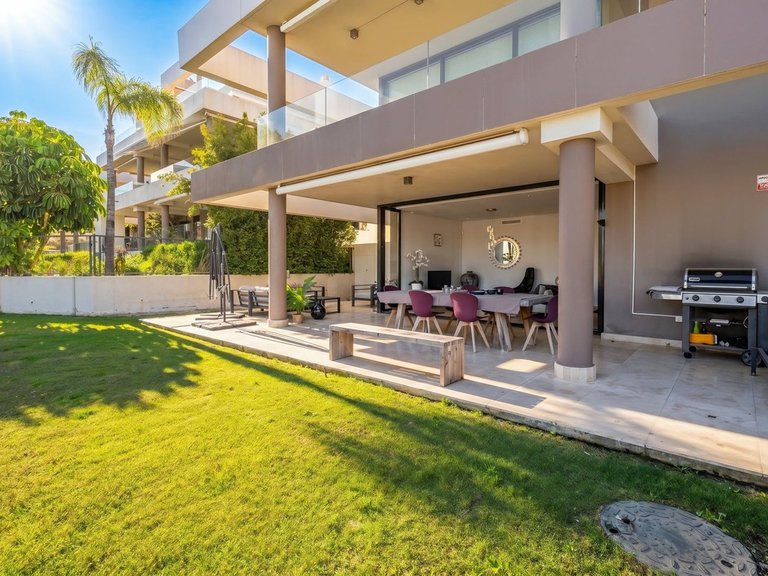 Apartment for Sale in Cabopino, Malaga 1