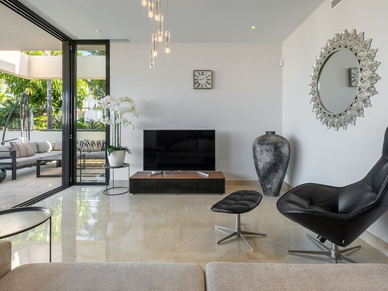 Apartment for Sale in Cabopino, Malaga 12