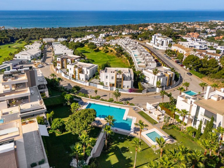 Apartment for Sale in Cabopino, Malaga 18