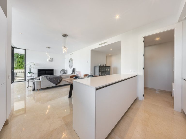 Apartment for Sale in Cabopino, Malaga 24