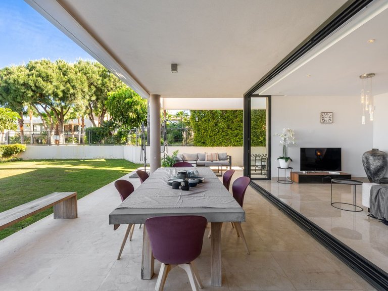 Apartment for Sale in Cabopino, Malaga 28