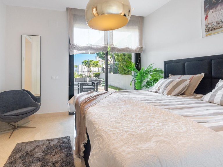 Apartment for Sale in Cabopino, Malaga 35