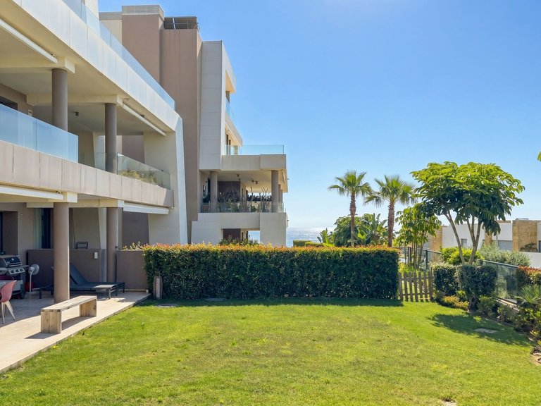 Apartment for Sale in Cabopino, Malaga 4