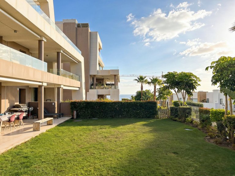Apartment for Sale in Cabopino, Malaga 52