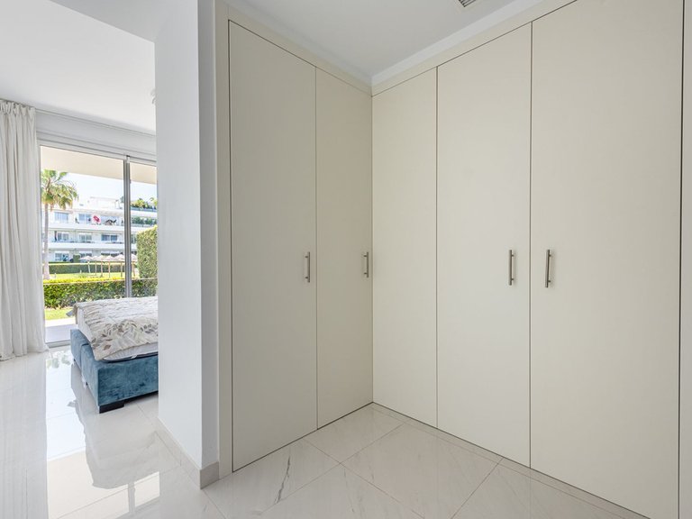 Apartment for Sale in Bel Air, Malaga 12